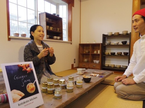 合間に作り手同士の会話も。パンのこと、ジャムのこと、農園のことetc.…、興味は尽きない